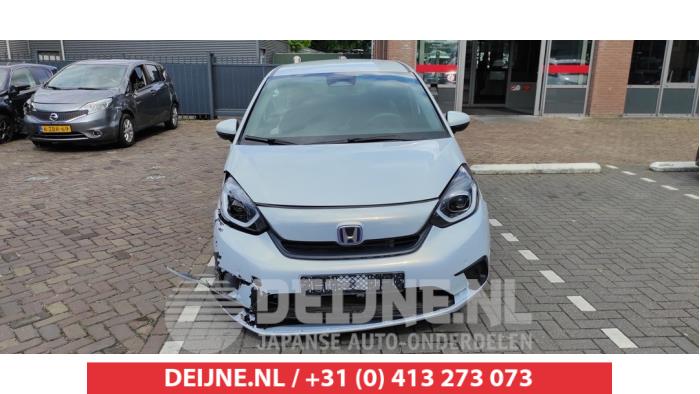 Używane Emblemat Honda Jazz (GR) 1.5 eHEV 16V Cena € 35,00 Procedura marży oferowane przez V.Deijne Jap.Auto-onderdelen BV