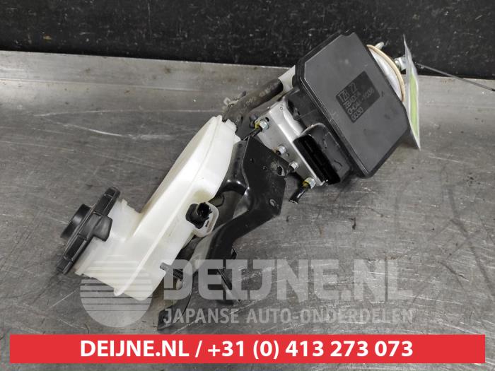 Usagé Servo frein Honda Jazz (GR) 1.5 eHEV 16V Prix € 250,00 Règlement à la marge proposé par V.Deijne Jap.Auto-onderdelen BV
