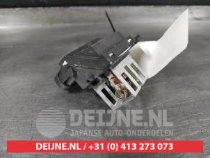 Used Cooling fan resistor Nissan Micra (K14) 1.0 IG-T 100 Price on request offered by V.Deijne Jap.Auto-onderdelen BV