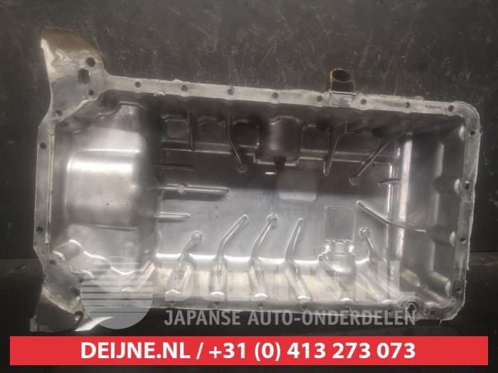 Usagé Couvercle carter Ssang Yong Korando 2.0 e-XDi 16V 4x4 Prix € 50,00 Règlement à la marge proposé par V.Deijne Jap.Auto-onderdelen BV