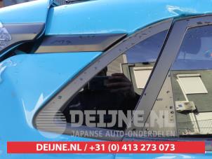 Używane Dodatkowa szyba prawa tylna wersja 4-drzwiowa Hyundai Kona (OS) 64 kWh Cena € 50,00 Procedura marży oferowane przez V.Deijne Jap.Auto-onderdelen BV