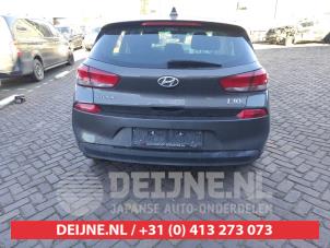 Usagé Hayon arrière Hyundai i30 (PDEB5/PDEBB/PDEBD/PDEBE) 1.0 T-GDI 12V Prix € 750,00 Règlement à la marge proposé par V.Deijne Jap.Auto-onderdelen BV