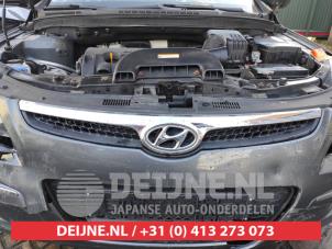 Used Grille Hyundai i30 Crosswagon (WWH) 1.6 CVVT 16V Price on request offered by V.Deijne Jap.Auto-onderdelen BV