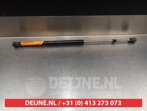 Gebrauchte Gasdämpfer links hinten Chevrolet Matiz 0.8 S,SE Preis € 15,00 Margenregelung angeboten von V.Deijne Jap.Auto-onderdelen BV