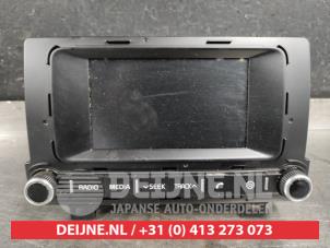 Used Radio Kia Niro I (DE) 1.6 GDI Hybrid Price € 350,00 Margin scheme offered by V.Deijne Jap.Auto-onderdelen BV