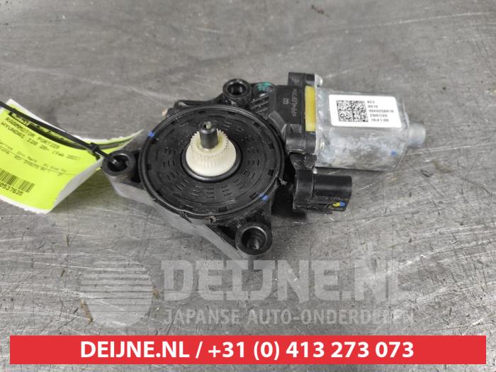 Usados Motor de ventanilla de puerta Hyundai i20 (BC3) 1.0 T-GDI 100 12V Precio € 45,00 Norma de margen ofrecido por V.Deijne Jap.Auto-onderdelen BV