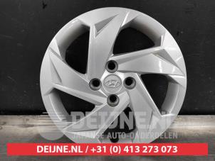Used Wheel cover (spare) Hyundai i20 (BC3) 1.0 T-GDI 100 12V Price € 20,00 Margin scheme offered by V.Deijne Jap.Auto-onderdelen BV