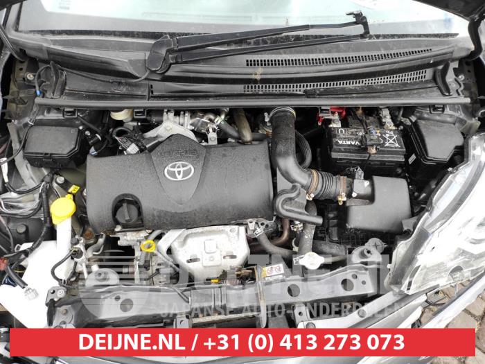 Engine from a Toyota Yaris III (P13) 1.5 16V Dual VVT-iE 2018
