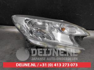 Used Headlight, right Nissan Note (E12) 1.2 68 Price € 75,00 Margin scheme offered by V.Deijne Jap.Auto-onderdelen BV