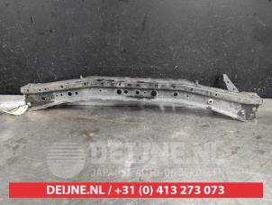 Used Radiator bar Nissan Note (E12) 1.2 68 Price € 75,00 Margin scheme offered by V.Deijne Jap.Auto-onderdelen BV