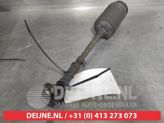 Tie rod, right from a Suzuki New Ignis (MH) 1.5 16V 2004