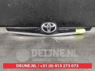 Used Tailgate handle Toyota Verso 1.6 D-4D 16V Price on request offered by V.Deijne Jap.Auto-onderdelen BV