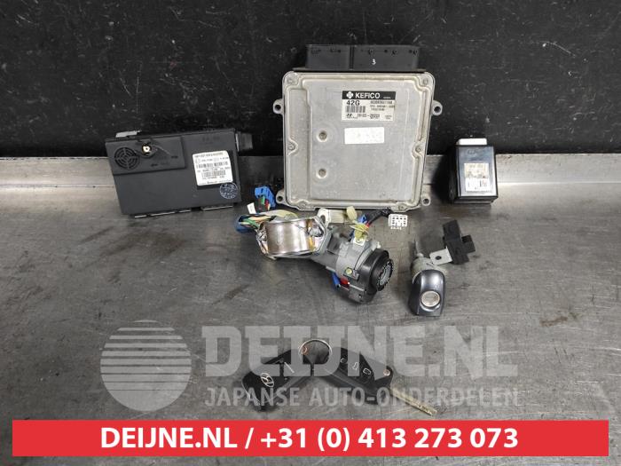Used Engine management computer Hyundai i30 (FD) 1.6 CVVT 16V Price € 150,00 Margin scheme offered by V.Deijne Jap.Auto-onderdelen BV