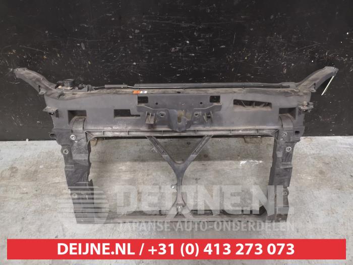 Begagnade Front Mazda 5 (CR19) 1.8i 16V Pris € 100,00 Marginaltabell erbjuds av V.Deijne Jap.Auto-onderdelen BV