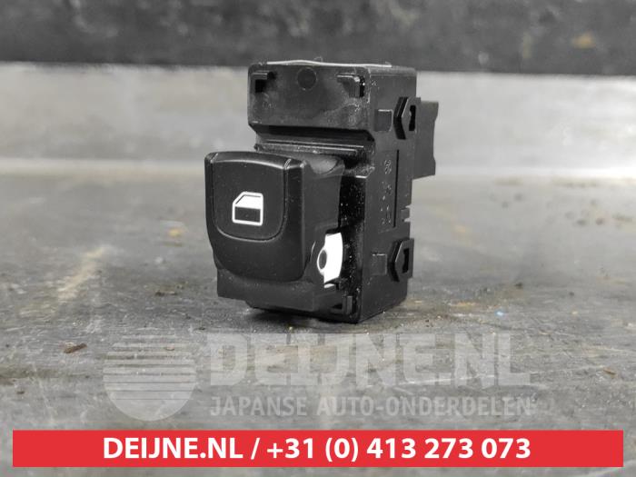 Usados Interruptor de ventanilla eléctrica Kia Picanto (JA) 1.0 12V Precio € 35,00 Norma de margen ofrecido por V.Deijne Jap.Auto-onderdelen BV