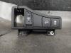 ASR Schalter van een Kia Sportage (SL), 2010 / 2016 1.7 CRDi 16V 4x2, Jeep/SUV, Diesel, 1.685cc, 85kW (116pk), FWD, D4FD, 2010-12 / 2015-12, SLSF5D31; SLSF5D41 2015