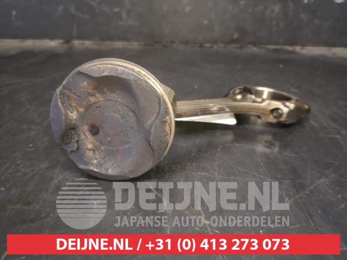 Gebrauchte Kolben Ssang Yong Korando 2.0 e-XDi 16V 4x4 Preis € 50,00 Margenregelung angeboten von V.Deijne Jap.Auto-onderdelen BV