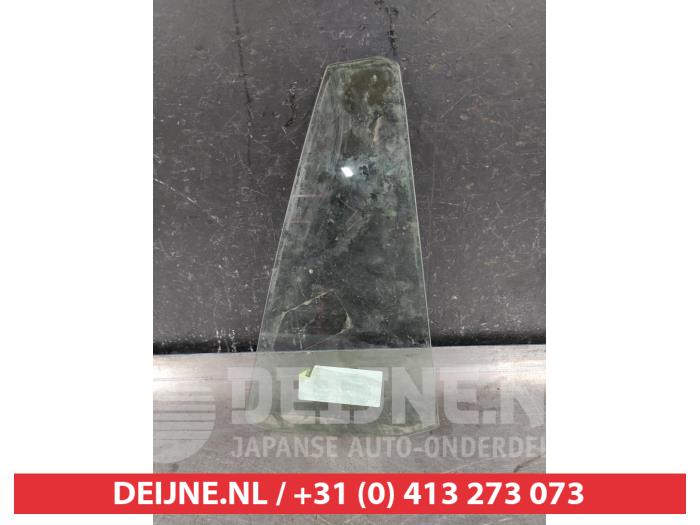 Usados Ventanilla triangular derecha detrás Toyota RAV4 (A2) 2.0 16V VVT-i 4x4 Precio € 35,00 Norma de margen ofrecido por V.Deijne Jap.Auto-onderdelen BV