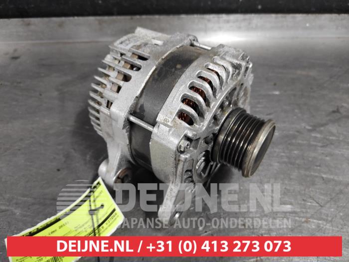 Usagé Dynamo Mazda CX-5 I (KE,GH) 2.2 Skyactiv D 150 16V 4WD Prix € 50,00 Règlement à la marge proposé par V.Deijne Jap.Auto-onderdelen BV