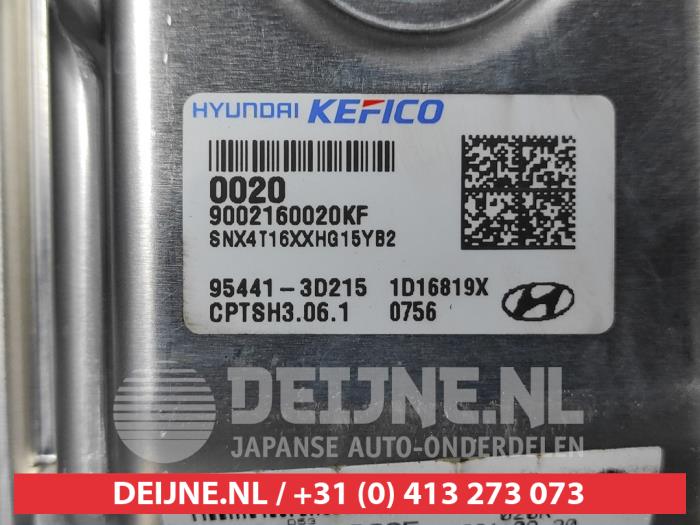 Ordinateur réservoir automatique d'un Hyundai Tucson (NX) 1.6 T-GDI HEV 2021