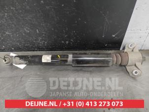 Used Rear shock absorber, right Kia Ceed Sportswagon (CDF) 1.4 T-GDI 16V Price on request offered by V.Deijne Jap.Auto-onderdelen BV