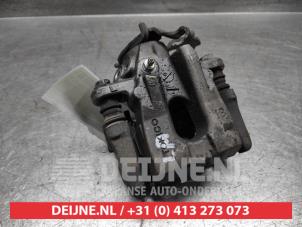 Used Rear brake calliper, left Toyota Auris (E15) 1.8 16V HSD Full Hybrid Price € 35,00 Margin scheme offered by V.Deijne Jap.Auto-onderdelen BV
