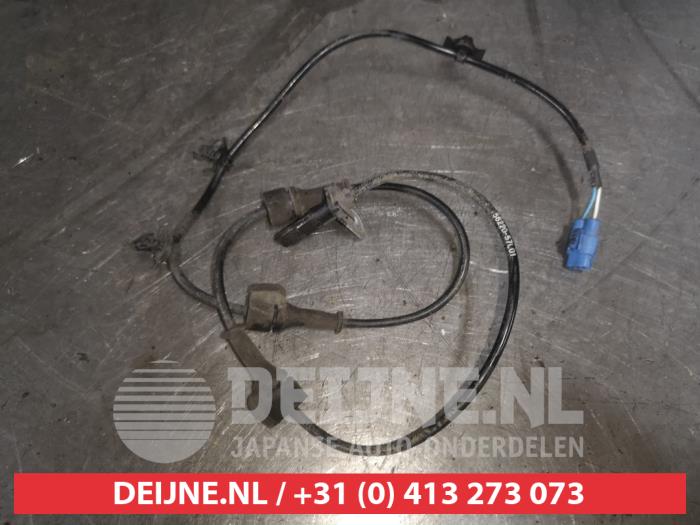 Begagnade ABS-sensor Suzuki Kizashi (FRE/FRF) 2.4 16V Pris € 25,00 Marginaltabell erbjuds av V.Deijne Jap.Auto-onderdelen BV