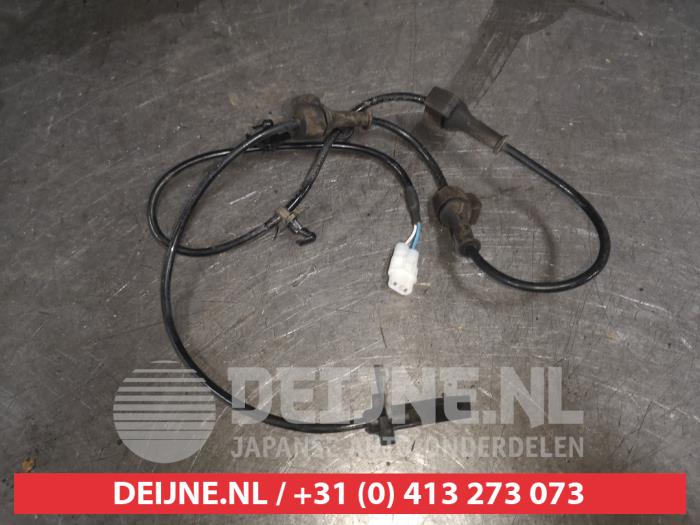 Begagnade ABS-sensor Suzuki Kizashi (FRE/FRF) 2.4 16V Pris € 25,00 Marginaltabell erbjuds av V.Deijne Jap.Auto-onderdelen BV