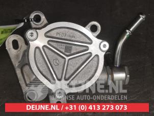 Used Vacuum pump (petrol) Mazda CX-3 2.0 SkyActiv-G 155 Price on request offered by V.Deijne Jap.Auto-onderdelen BV
