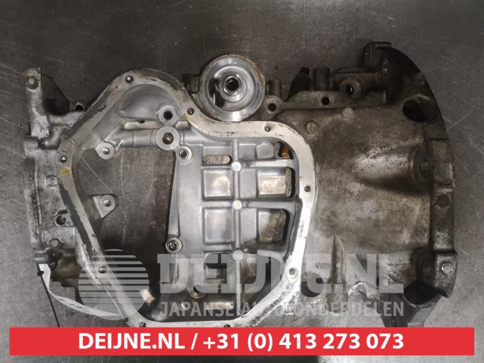 Usagé Couvercle carter Nissan Juke (F15) 1.6 DIG-T 16V Prix € 50,00 Règlement à la marge proposé par V.Deijne Jap.Auto-onderdelen BV