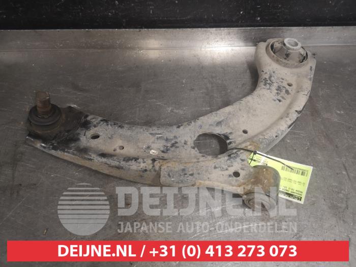 Front lower wishbone, right from a Mazda CX-3 1.8 Skyactiv D 115 16V 2019