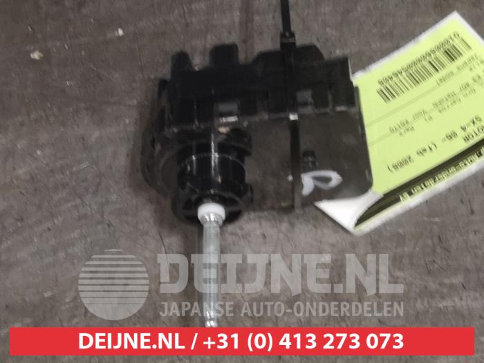 Używane Silnik reflektora Suzuki SX4 (EY/GY) 1.6 16V VVT Comfort,Exclusive Autom. Cena € 20,00 Procedura marży oferowane przez V.Deijne Jap.Auto-onderdelen BV