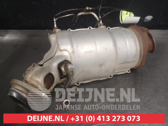 Particulate filter from a Toyota Hilux VI 2.4 D4D-F 16V 4x4 2021