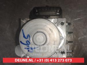 Used ABS pump Toyota Hilux VI 2.4 D4D-F 16V 4x4 Price on request offered by V.Deijne Jap.Auto-onderdelen BV
