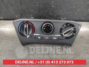 Used Heater control panel Hyundai i20 (GBB) 1.2i 16V Price € 50,00 Margin scheme offered by V.Deijne Jap.Auto-onderdelen BV