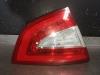 Tailgate reflector, left from a Hyundai iX35 (LM) 1.6 GDI 16V 2014