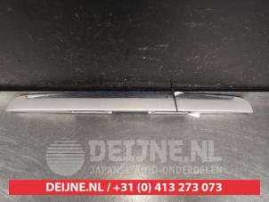 Used Tailgate handle Hyundai i30 Crosswagon (WWH) 1.6 CRDi 16V VGT HP Price on request offered by V.Deijne Jap.Auto-onderdelen BV