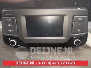 Gebrauchte Radio Hyundai i30 (PDEB5/PDEBB/PDEBD/PDEBE) 1.0 T-GDI 12V Preis € 350,00 Margenregelung angeboten von V.Deijne Jap.Auto-onderdelen BV