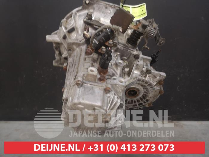 Getriebe van een Hyundai Coupe 1.6 16V 2005