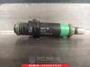 Injector (petrol injection) from a Mazda 2 (NB/NC/ND/NE) 1.6 16V 2005