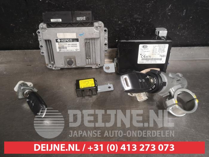 Used Engine management computer Kia Picanto (TA) 1.0 12V LPG Price € 125,00 Margin scheme offered by V.Deijne Jap.Auto-onderdelen BV