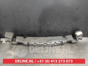 Używane Wypelnienie zderzaka przedniego Kia Sportage (QL) 1.6 T-GDI 16V 4x4 Cena na żądanie oferowane przez V.Deijne Jap.Auto-onderdelen BV