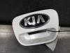 Tailgate handle from a Kia Picanto (JA), 2017 1.0 12V, Hatchback, Petrol, 998cc, 49kW (67pk), FWD, G3LA, 2017-03, JAF4P1; JAF4P2; JAF5P1; JAF5P2 2018