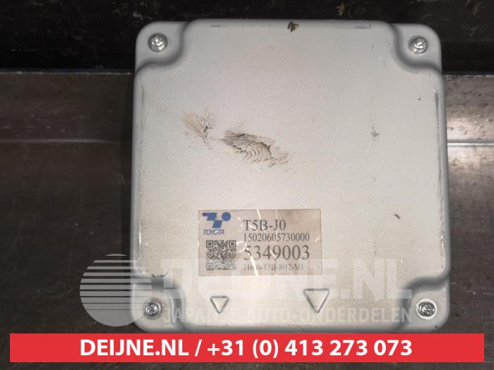 Used Power steering computer Honda HR-V (RU) 1.6 i-DTEC 16V Price € 50,00 Margin scheme offered by V.Deijne Jap.Auto-onderdelen BV