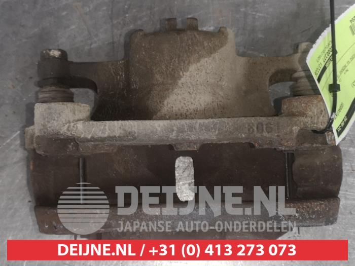 Begagnade Främre bromsok, höger Nissan Qashqai (J10) 1.5 dCi DPF Pris € 35,00 Marginaltabell erbjuds av V.Deijne Jap.Auto-onderdelen BV