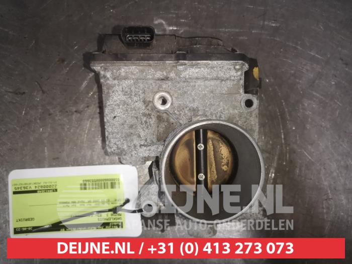 Usagé Boîtier accélérateur Mazda 3 Sport (BK) 2.0i 16V Prix € 25,00 Règlement à la marge proposé par V.Deijne Jap.Auto-onderdelen BV