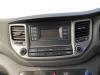 Radio d'un Hyundai Tucson (TL), 2015 1.6 GDi 16V 2WD, SUV, Essence, 1.591cc, 97kW (132pk), FWD, G4FD; EURO4, 2015-06 / 2020-09, TLEF5P11; TLEF5P21; TLEF5P31 2017