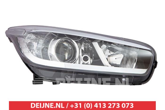 Nowe Reflektor prawy Kia Cee'D Cena € 312,10 Z VAT oferowane przez V.Deijne Jap.Auto-onderdelen BV