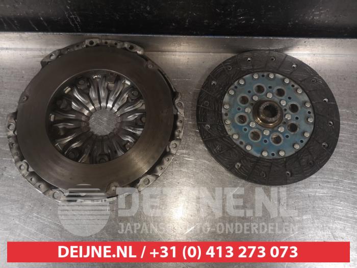 Usagé Kit embrayage (complet) Hyundai i40 CW (VFC) 1.7 CRDi 16V Prix € 75,00 Règlement à la marge proposé par V.Deijne Jap.Auto-onderdelen BV