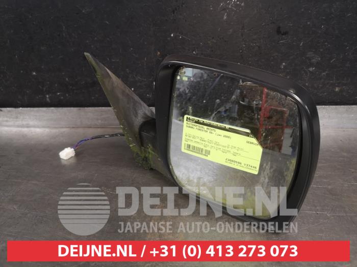 Wing mirror, right from a Subaru Forester (SH) 2.0D 2009